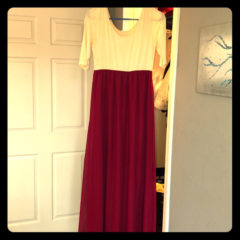 Pinkblush maternity dress